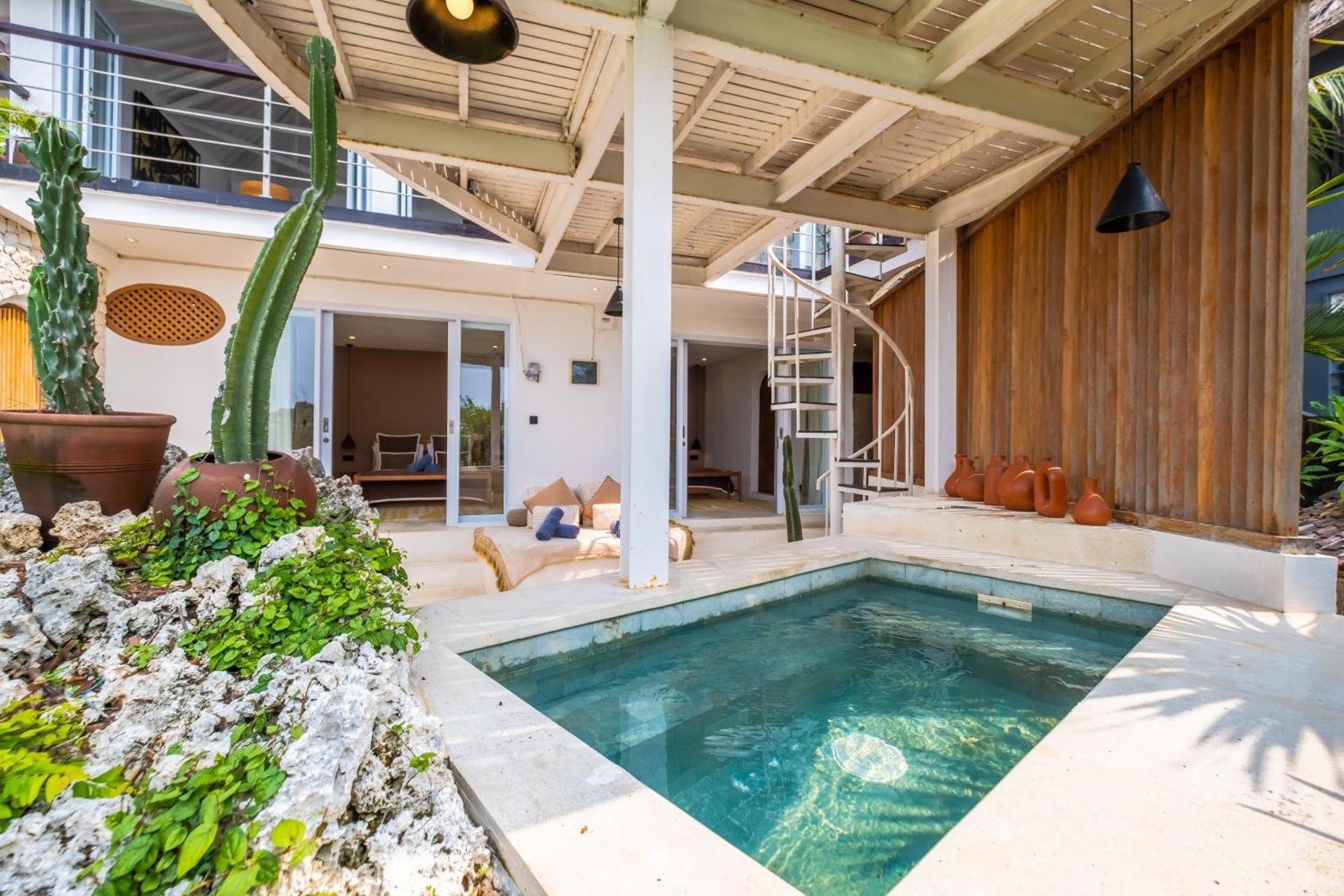 Beachfront 2bdrs Private - Bingin Villa *